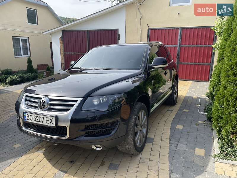 Позашляховик / Кросовер Volkswagen Touareg 2007 в Тернополі