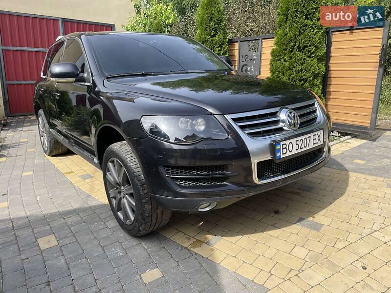 Позашляховик / Кросовер Volkswagen Touareg 2007 в Тернополі