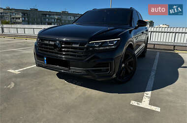 Внедорожник / Кроссовер Volkswagen Touareg 2019 в Полтаве