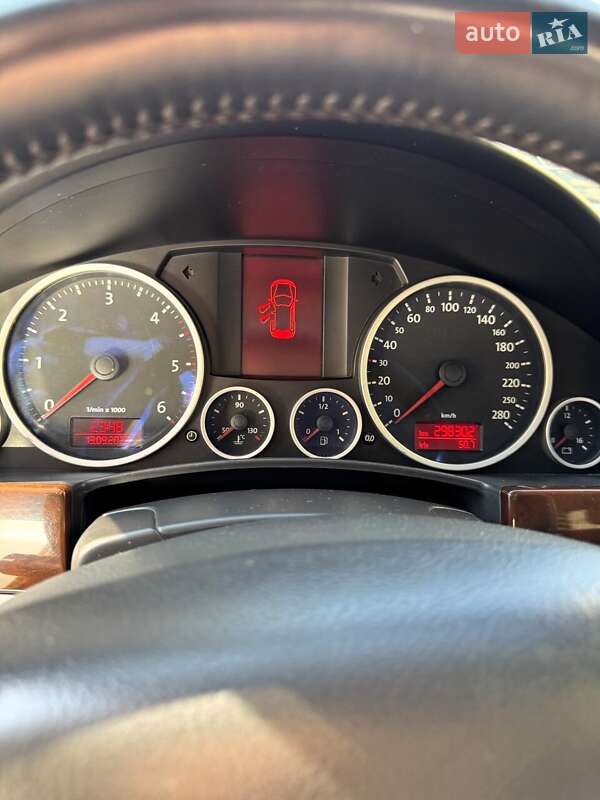 Позашляховик / Кросовер Volkswagen Touareg 2007 в Києві фото 17 Позашляховик / Кросовер Volkswagen Touareg 2007 в Києві