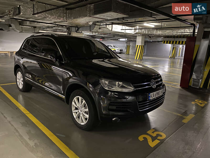 Позашляховик / Кросовер Volkswagen Touareg 2012 в Києві фото 8 Позашляховик / Кросовер Volkswagen Touareg 2012 в Києві