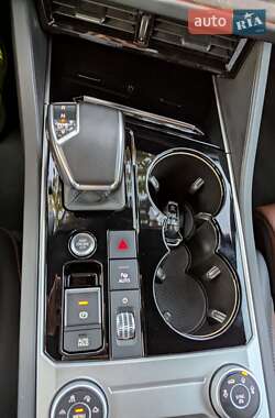 Внедорожник / Кроссовер Volkswagen Touareg 2023 в 