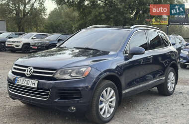 Внедорожник / Кроссовер Volkswagen Touareg 2011 в Полтаве