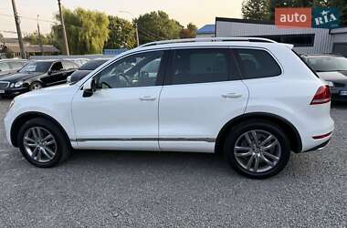 Внедорожник / Кроссовер Volkswagen Touareg 2014 в 