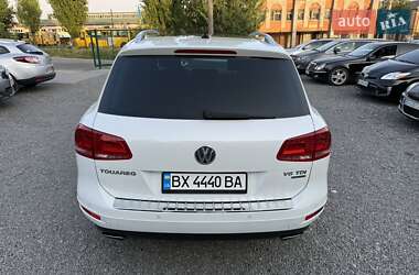 Внедорожник / Кроссовер Volkswagen Touareg 2014 в 
