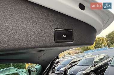 Внедорожник / Кроссовер Volkswagen Touareg 2014 в 