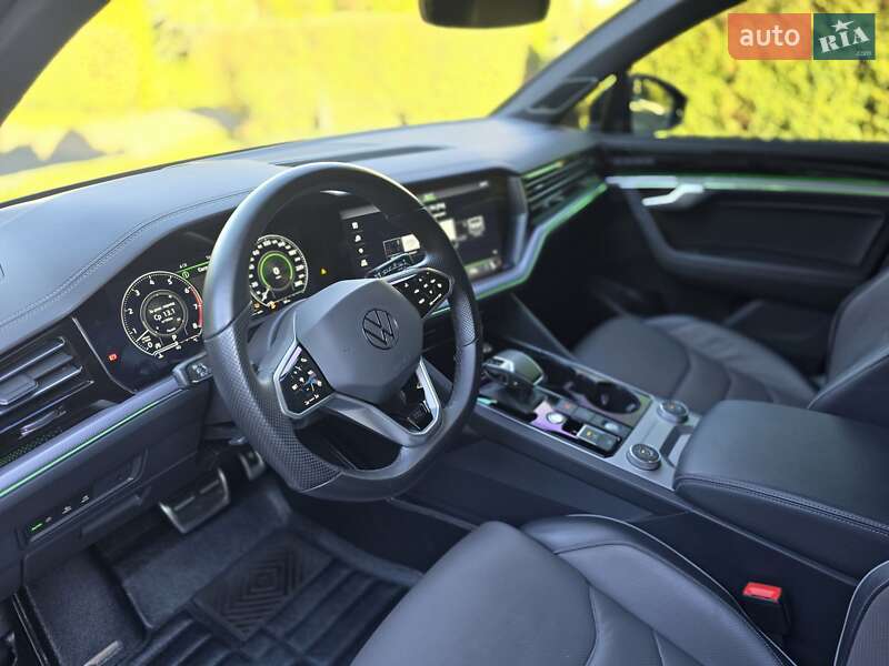 Внедорожник / Кроссовер Volkswagen Touareg 2022 в Ирпене