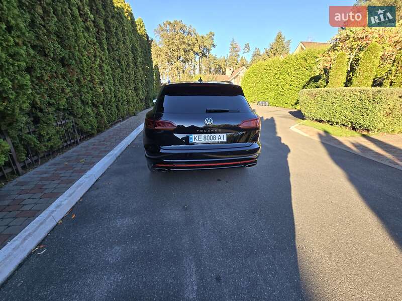Внедорожник / Кроссовер Volkswagen Touareg 2022 в Ирпене