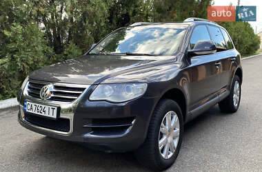Внедорожник / Кроссовер Volkswagen Touareg 2008 в Смеле