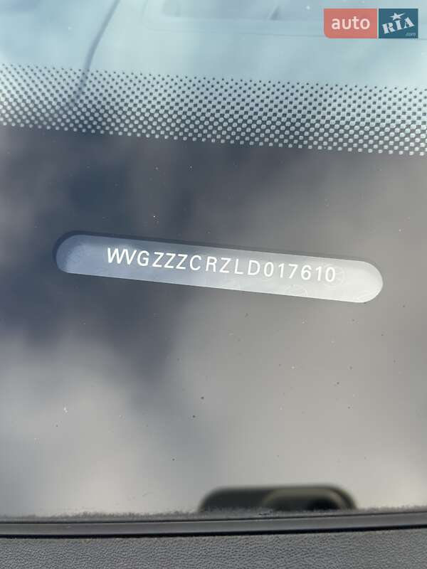 Внедорожник / Кроссовер Volkswagen Touareg 2019 в Мукачево