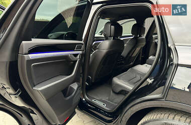 Внедорожник / Кроссовер Volkswagen Touareg 2022 в 