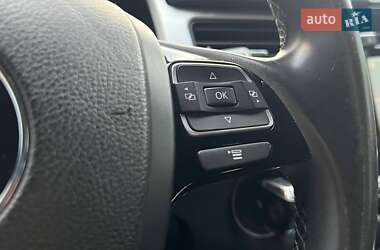 Внедорожник / Кроссовер Volkswagen Touareg 2013 в 