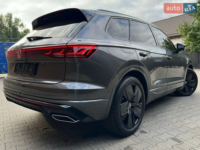 Позашляховик / Кросовер Volkswagen Touareg 2023 в Козятині