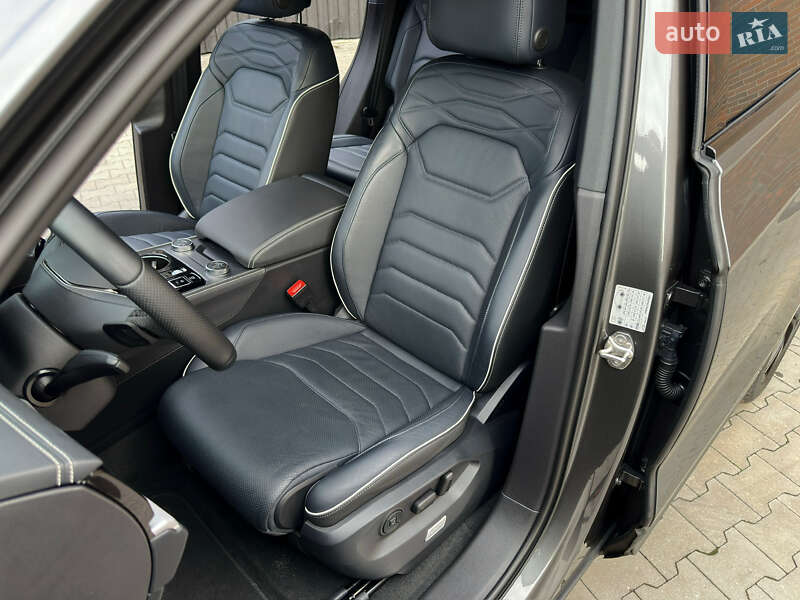 Позашляховик / Кросовер Volkswagen Touareg 2023 в Козятині