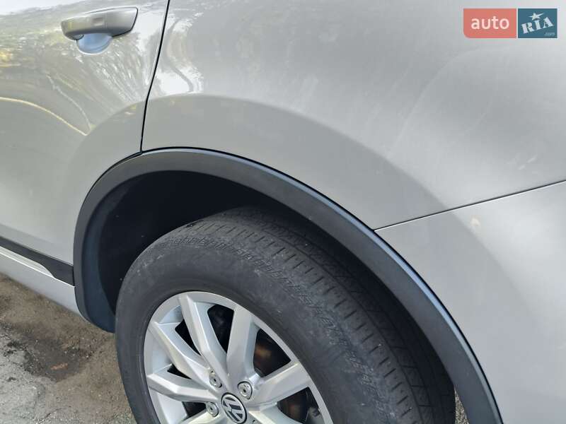 Позашляховик / Кросовер Volkswagen Touareg 2015 в Дніпрі фото 9 Позашляховик / Кросовер Volkswagen Touareg 2015 в Дніпрі