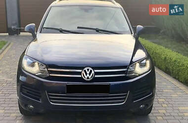 Внедорожник / Кроссовер Volkswagen Touareg 2012 в 