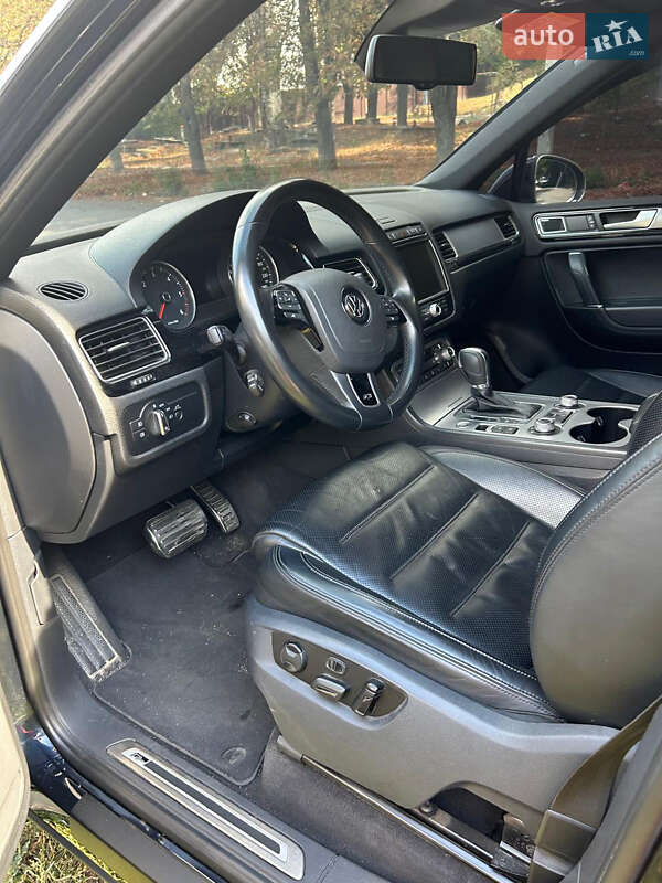 Внедорожник / Кроссовер Volkswagen Touareg 2015 в Кропивницком фото 5 Внедорожник / Кроссовер Volkswagen Touareg 2015 в Кропивницком