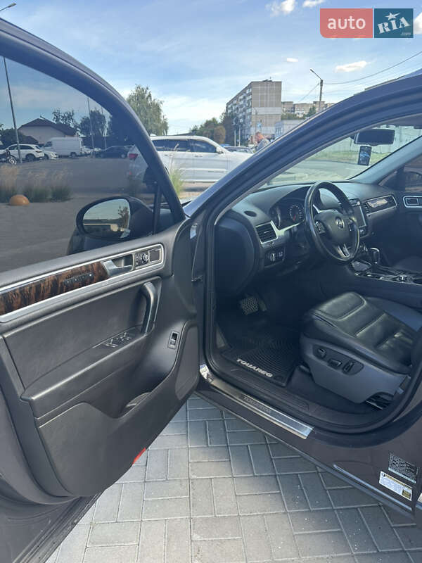 Внедорожник / Кроссовер Volkswagen Touareg 2012 в Черкассах фото 12 Внедорожник / Кроссовер Volkswagen Touareg 2012 в Черкассах