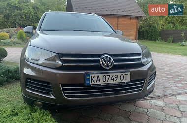 Внедорожник / Кроссовер Volkswagen Touareg 2012 в Монастыриске