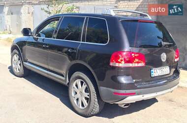 Позашляховик / Кросовер Volkswagen Touareg 2005 в Запоріжжі