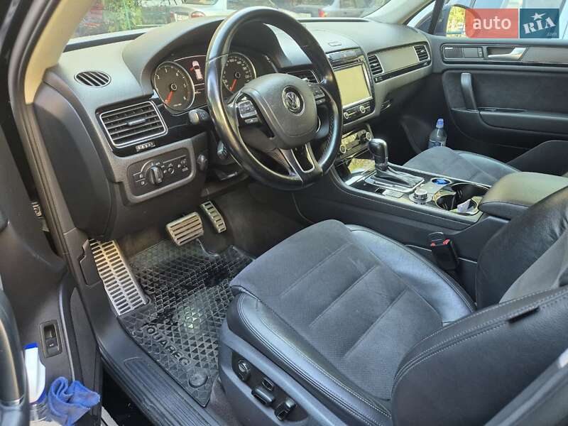 Внедорожник / Кроссовер Volkswagen Touareg 2010 в Запорожье фото 5 Внедорожник / Кроссовер Volkswagen Touareg 2010 в Запорожье