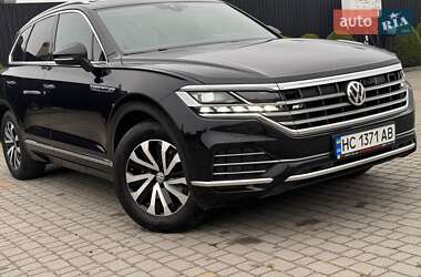 Внедорожник / Кроссовер Volkswagen Touareg 2019 в 