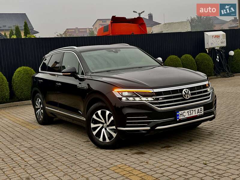 Внедорожник / Кроссовер Volkswagen Touareg 2019 в Львове фото 59 Внедорожник / Кроссовер Volkswagen Touareg 2019 в Львове