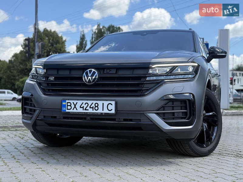 Внедорожник / Кроссовер Volkswagen Touareg 2023 в Черновцах