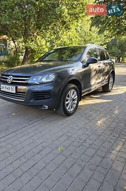 Внедорожник / Кроссовер Volkswagen Touareg 2012 в Днепре