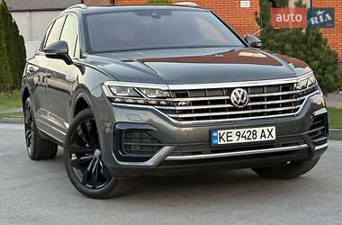 Внедорожник / Кроссовер Volkswagen Touareg 2019 в Днепре