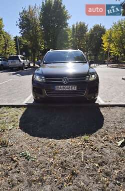 Позашляховик / Кросовер Volkswagen Touareg 2012 в Кропивницькому