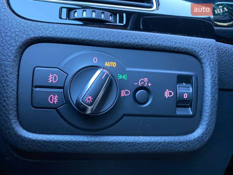 Внедорожник / Кроссовер Volkswagen Touareg 2014 в Хмельницком фото 17 Внедорожник / Кроссовер Volkswagen Touareg 2014 в Хмельницком