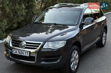 Позашляховик / Кросовер Volkswagen Touareg 2008 в Смілі