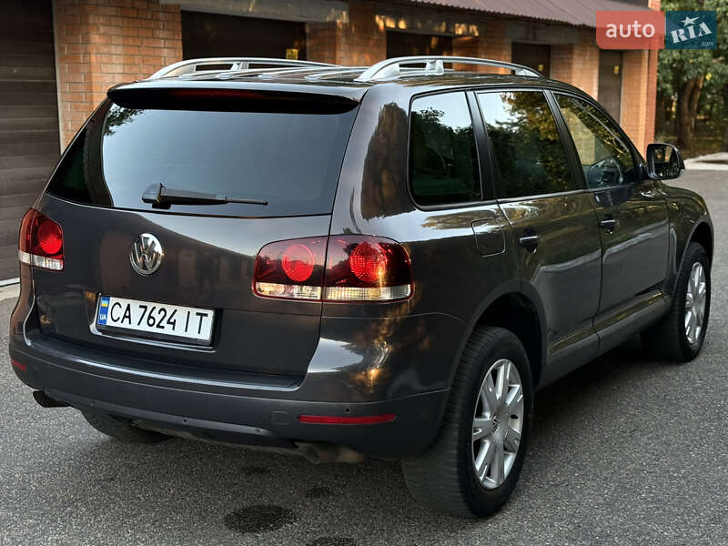 Внедорожник / Кроссовер Volkswagen Touareg 2008 в Смеле