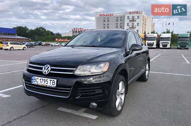 Позашляховик / Кросовер Volkswagen Touareg 2011 в Львові