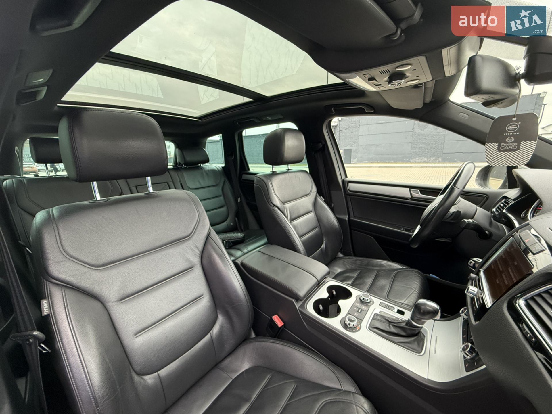 2011 Volkswagen Touareg - мініатюра 37