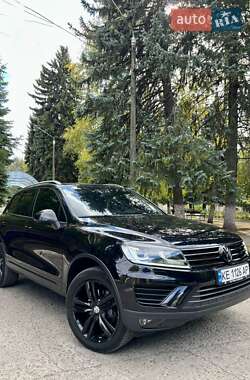 Позашляховик / Кросовер Volkswagen Touareg 2017 в Дніпрі