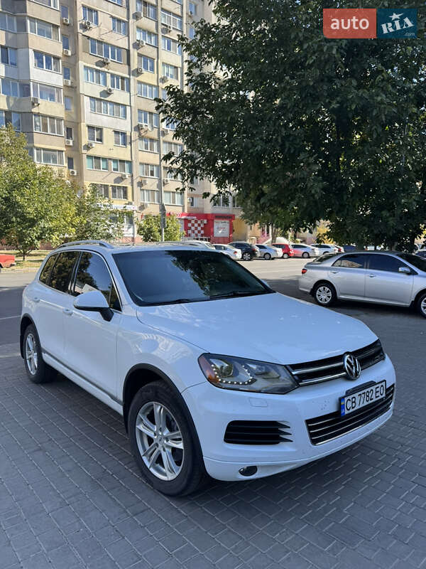 Volkswagen Touareg 2014