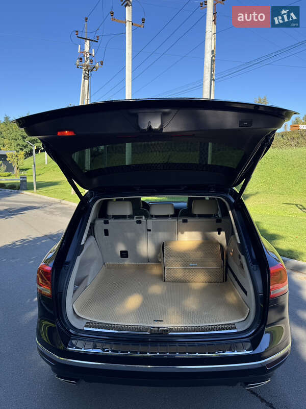 Внедорожник / Кроссовер Volkswagen Touareg 2015 в Киеве фото 12 Внедорожник / Кроссовер Volkswagen Touareg 2015 в Киеве