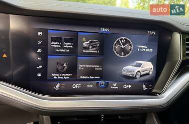 Внедорожник / Кроссовер Volkswagen Touareg 2020 в 