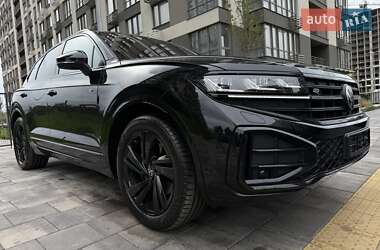 Внедорожник / Кроссовер Volkswagen Touareg 2023 в Киеве