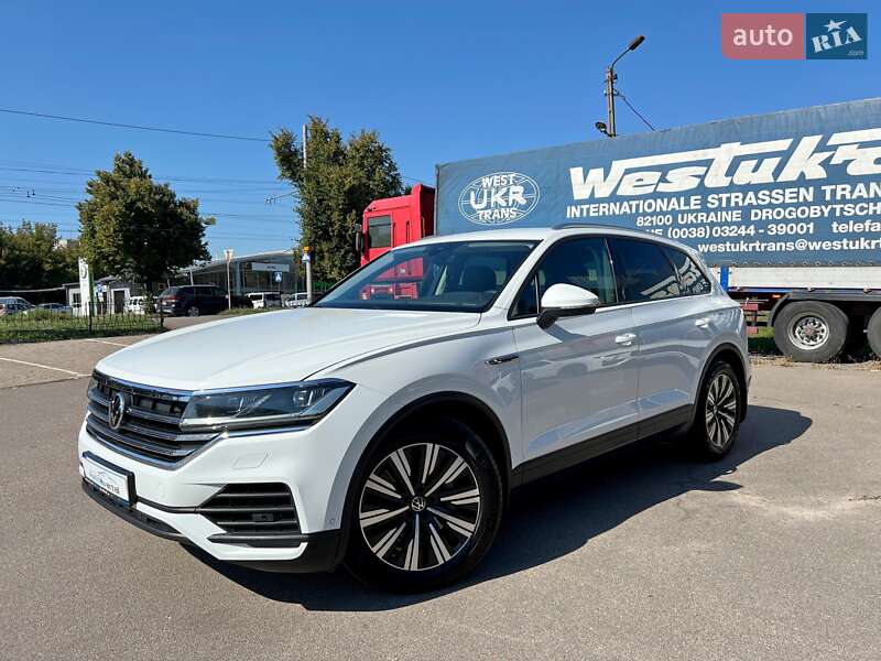 Внедорожник / Кроссовер Volkswagen Touareg 2020 в Чернигове