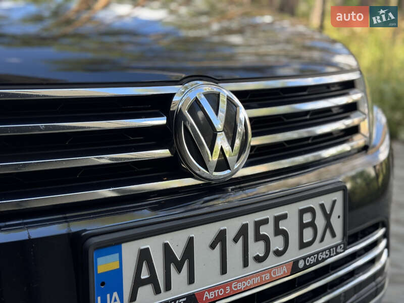 Внедорожник / Кроссовер Volkswagen Touareg 2015 в Киеве фото 5 Внедорожник / Кроссовер Volkswagen Touareg 2015 в Киеве