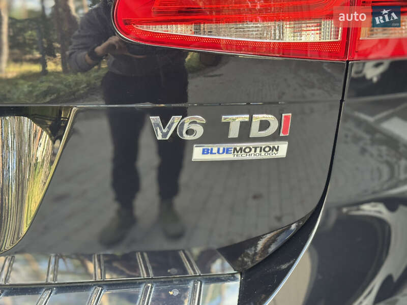 Внедорожник / Кроссовер Volkswagen Touareg 2015 в Киеве фото 15 Внедорожник / Кроссовер Volkswagen Touareg 2015 в Киеве