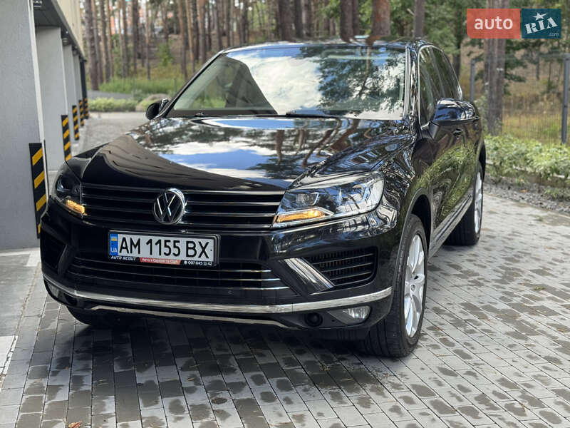 Внедорожник / Кроссовер Volkswagen Touareg 2015 в Киеве фото 25 Внедорожник / Кроссовер Volkswagen Touareg 2015 в Киеве