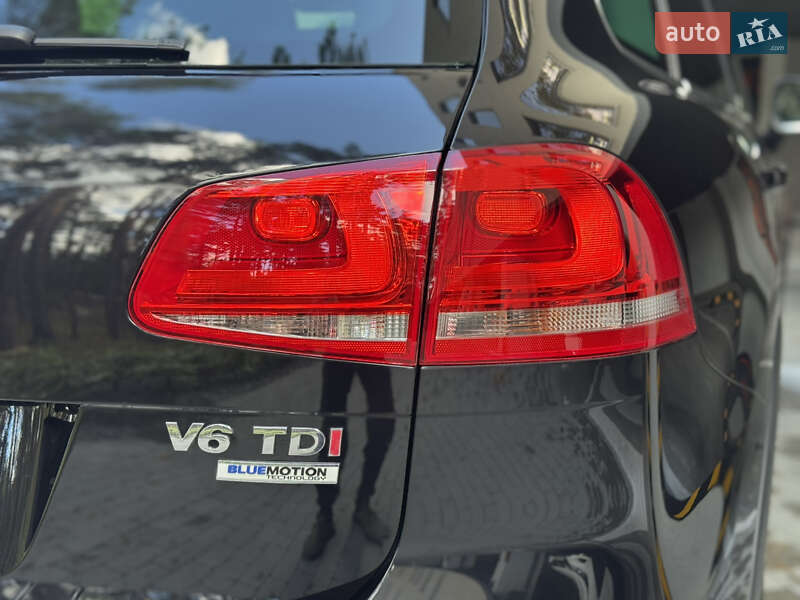 Внедорожник / Кроссовер Volkswagen Touareg 2015 в Киеве фото 19 Внедорожник / Кроссовер Volkswagen Touareg 2015 в Киеве