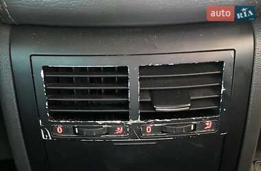 Внедорожник / Кроссовер Volkswagen Touareg 2005 в 