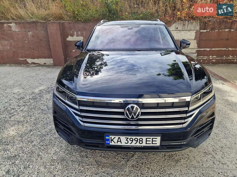 Внедорожник / Кроссовер Volkswagen Touareg 2021 в Днепре