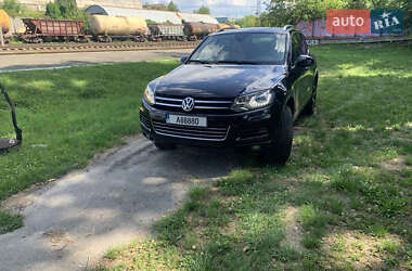 Внедорожник / Кроссовер Volkswagen Touareg 2012 в 