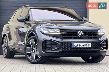 Позашляховик / Кросовер Volkswagen Touareg 2023 в Стрию